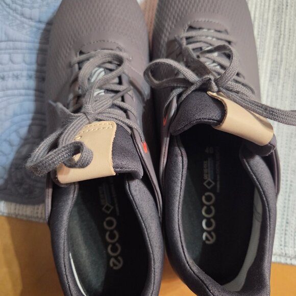ECCO Women's Golf Shoe - Picture 3 of 5